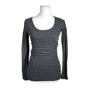 Unisex French Connection - Trikotaažist pluus, suurus 34 - Hall (1)