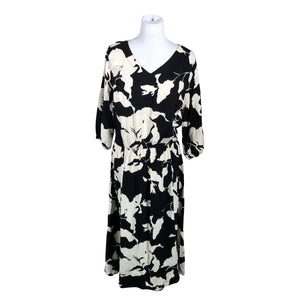 Unisex NOSH - Maksikleit, suurus 40 - Must (1)