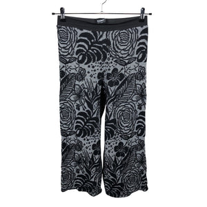 Unisex Kaino - Mittevenivad püksid, suurus 38 - Must (1)