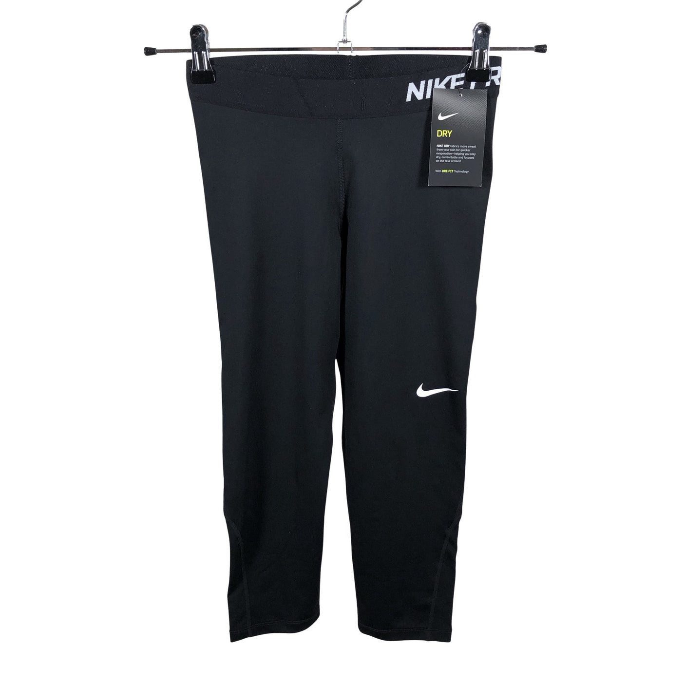 Unisex Nike - Poolpikad spordipüksid, suurus 36 - Must (1)