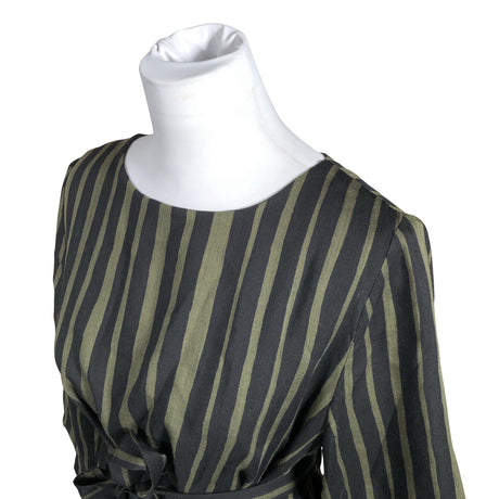 Unisex Marimekko - Mitteveniv kleit, suurus 42 - Must (2)