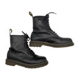 Unisex Dr. Martens - Nööridega saapad, suurus 38 - Must ()