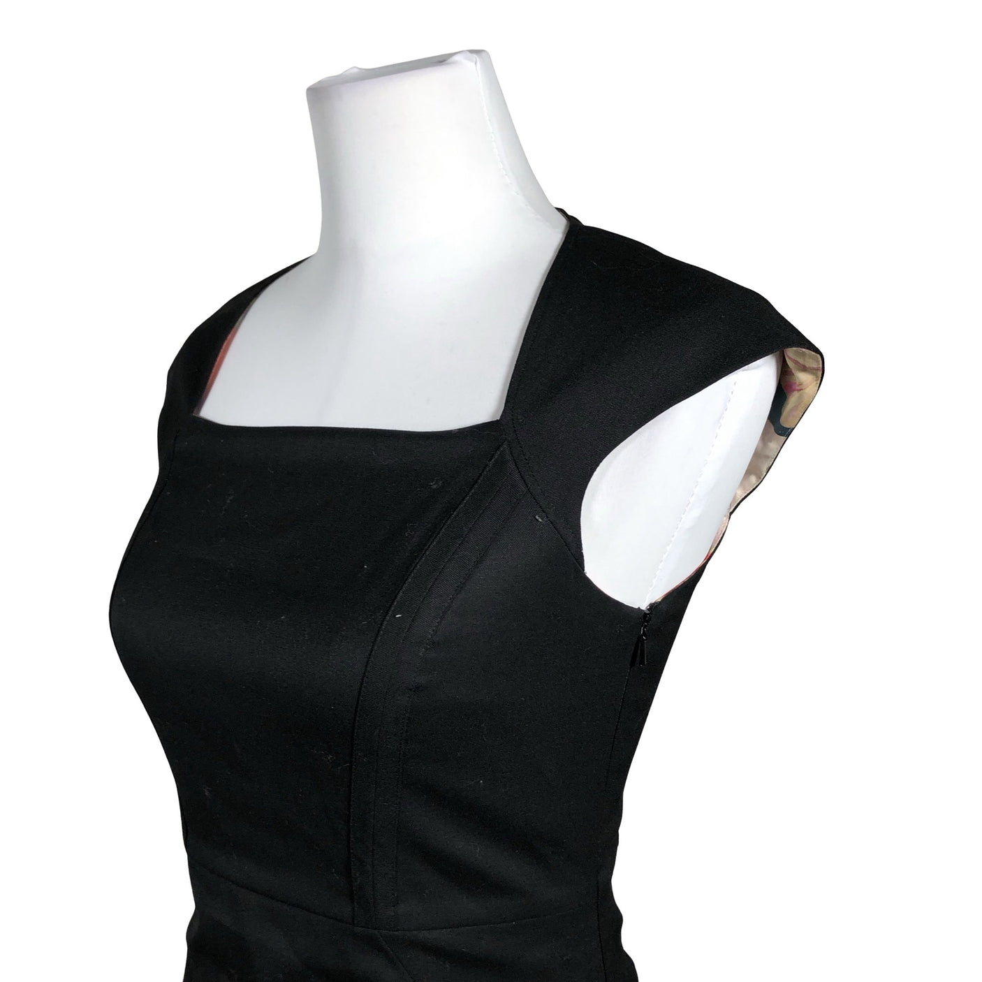 Unisex Ted Baker - Pliiatskleit, suurus 36 - Must (2)