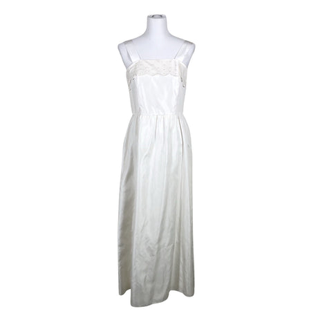 Unisex Roundshop - Pidulik kleit, suurus 40 - Valge ()