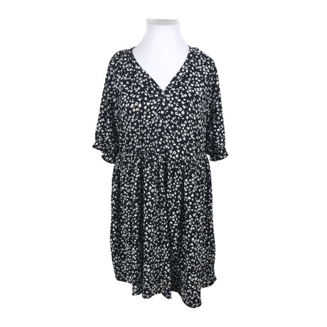 Unisex Limited Collection - Õhuke kleit, suurus 46 - Must ()