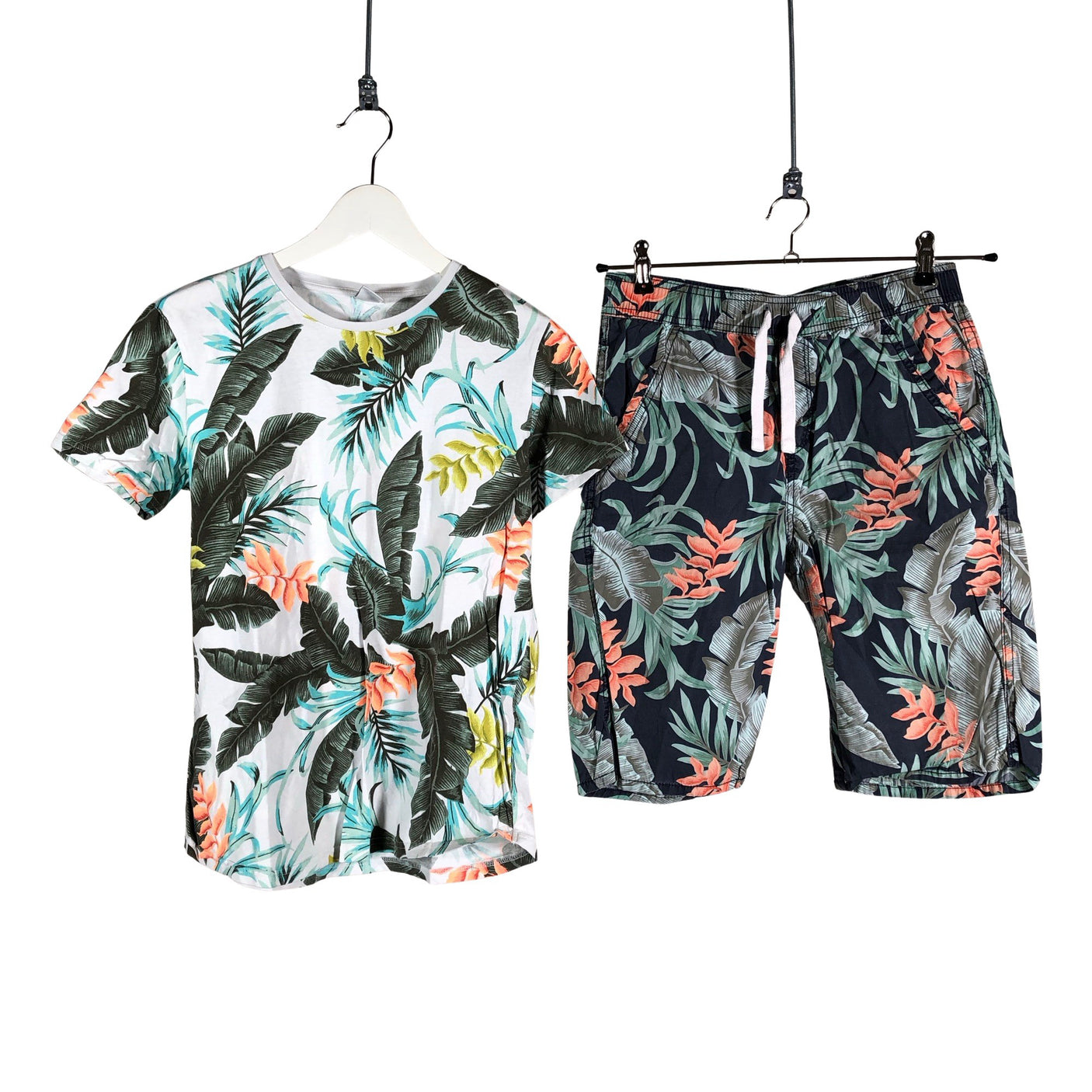 Unisex Lindex - T-paita, koko 158 - 164 -  (1)