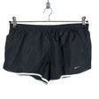 Unisex Nike - Lühikesed spordipüksid, suurus 42 - Must ()