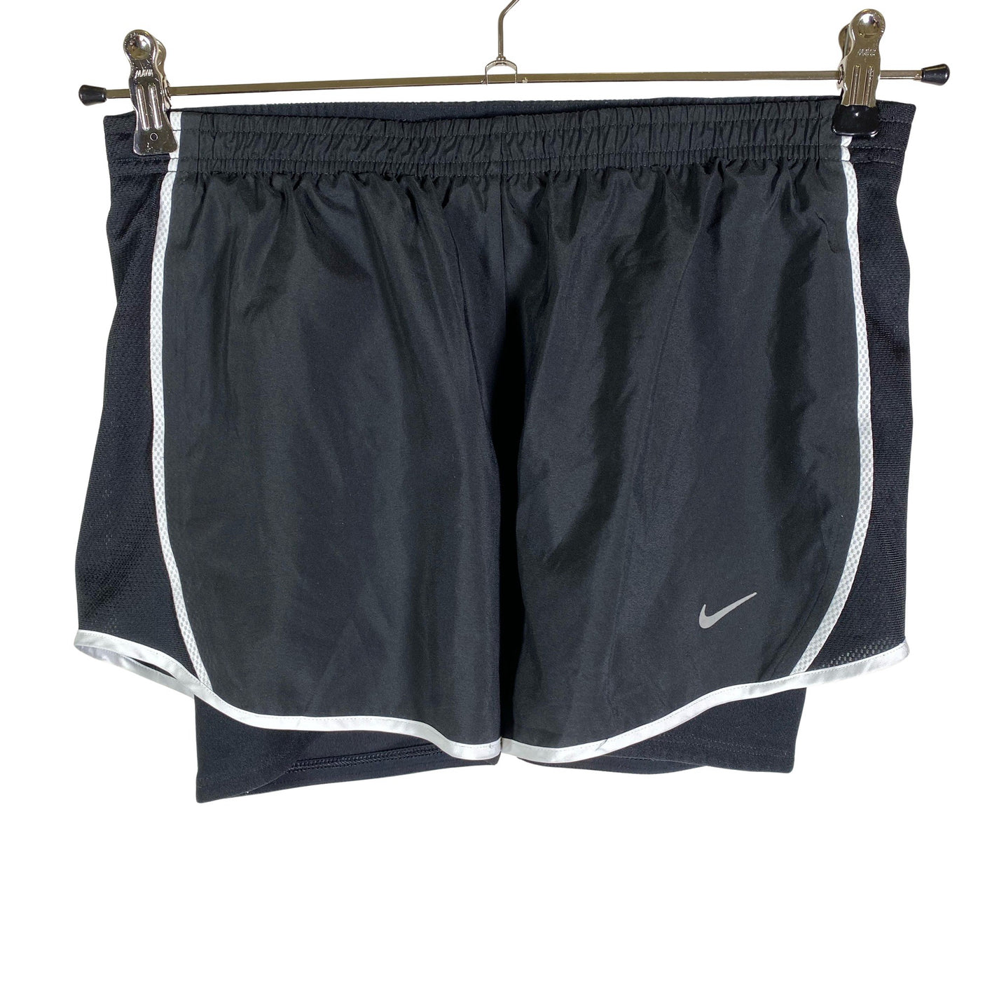 Unisex Nike - Urheilushortsit, koko 36 -  (1)