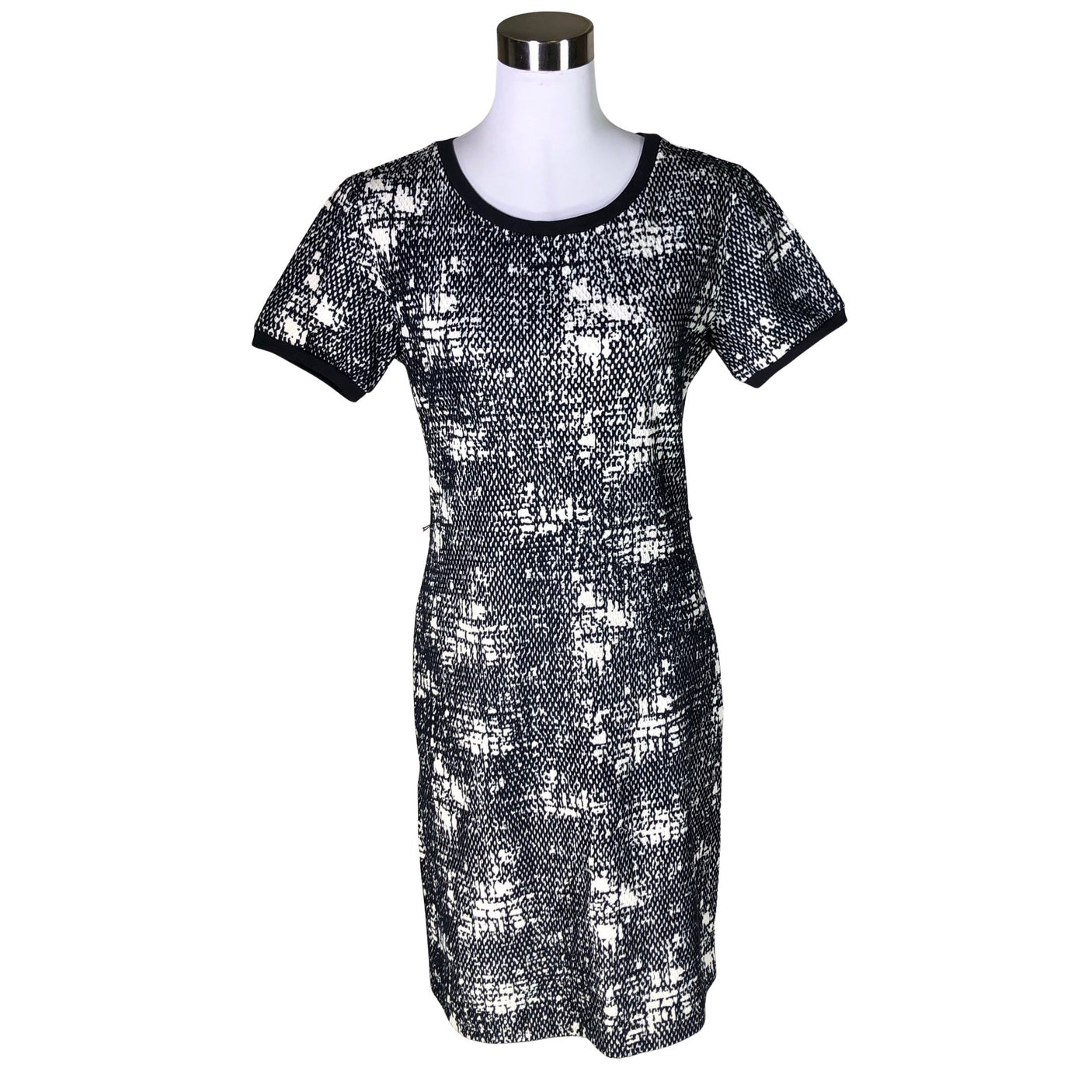 Unisex Hugo Boss - Trikotaažist kleit, suurus 38 - Must (1)