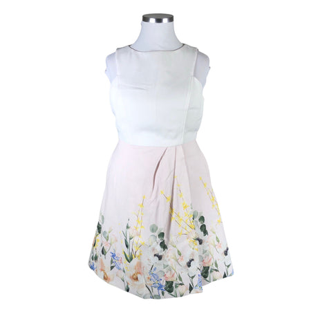 Unisex Ted Baker - Juhlamekko, koko 42 -  ()