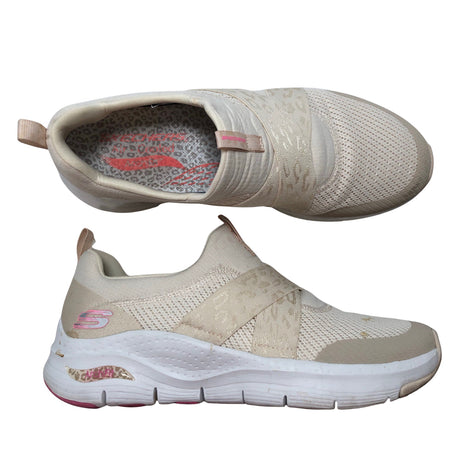 Unisex Skechers - Lenkkarit, koko 38 -  ()