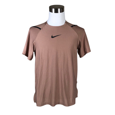 Unisex Nike - Urheilupaita, lyhyet hihat, koko M -  ()