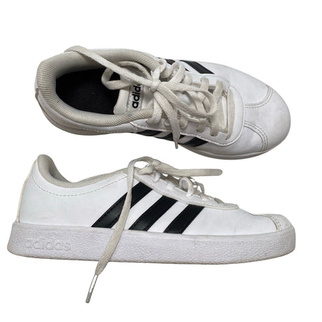 Unisex Adidas - Tennarit, koko 32 -  ()