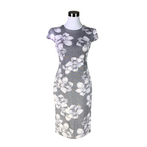 Unisex Betsey Johnson - Trikotaažist kleit, suurus 36 - Hall (1)