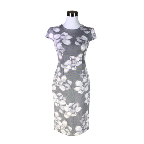 Unisex Betsey Johnson - Trikotaažist kleit, suurus 36 - Hall ()