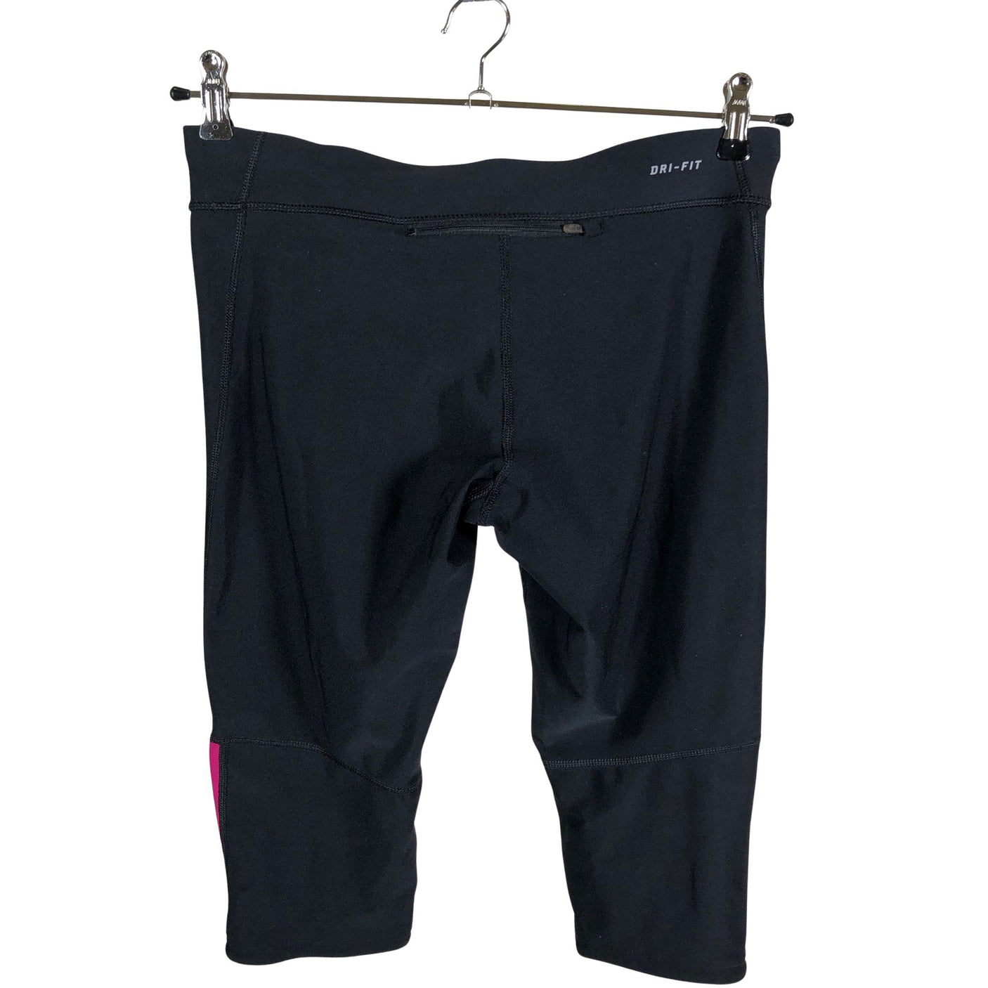 Unisex Nike - Lühikesed spordipüksid, suurus 36 - Must (2)