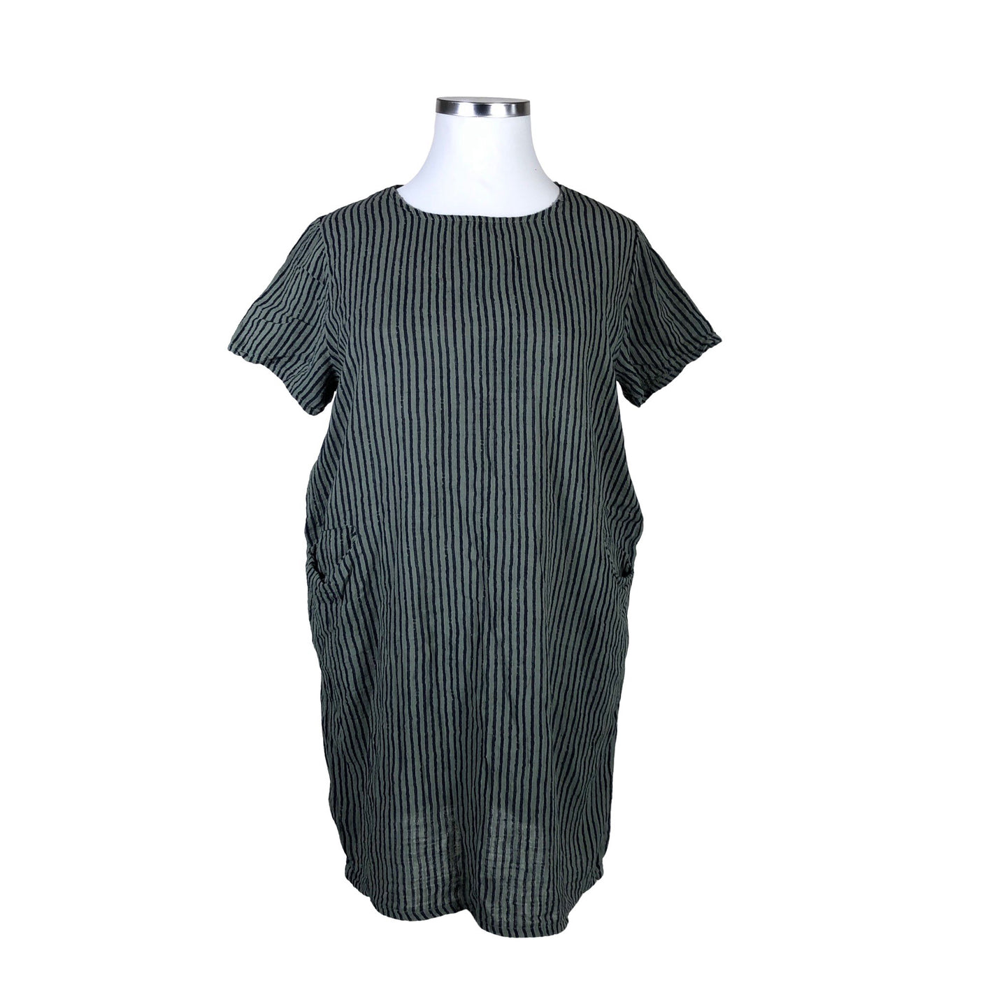 Unisex Handmade - Trikotaažist kleit, suurus 42 - Hall (1)