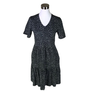 Unisex Versonpuoti - Trikotaažist kleit, suurus 36 - Must (1)