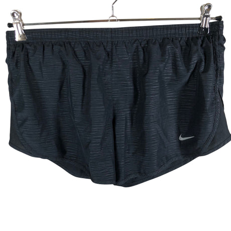Unisex Nike - Lühikesed spordipüksid, suurus 38 - Must ()