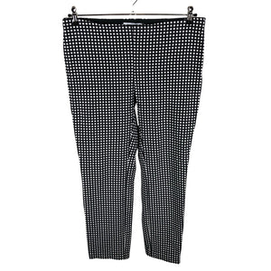 Unisex Cut & Pret - Mittevenivad püksid, suurus 40 - Must (1)