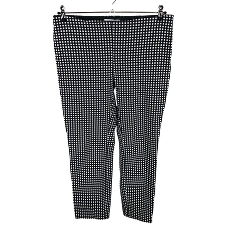 Unisex Cut & Pret - Mittevenivad püksid, suurus 40 - Must ()