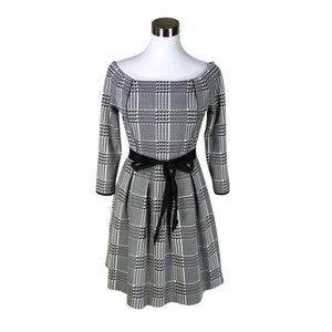 Unisex Rinascimento - Pidulik kleit, suurus 38 - Hall (1)