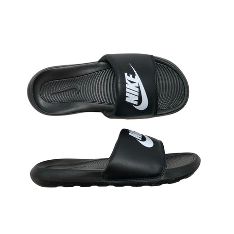 Unisex Nike - Plätud, suurus 36 - Must ()