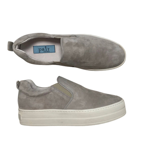 Unisex A Pair - Tennised, suurus 40 - Hall ()