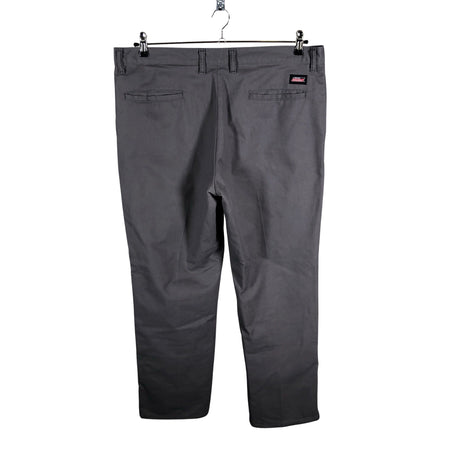 Unisex Dickies - Mittevenivad püksid, suurus W36 - Hall (2)