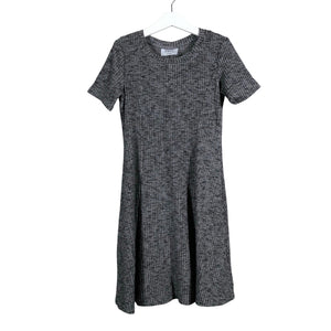 Unisex D-xel - Trikotaažist kleit, suurus 134 - 140 - Hall (1)