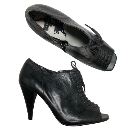 Unisex Vagabond - Lahtise ninaga kontsakingad, suurus 40 - Must ()