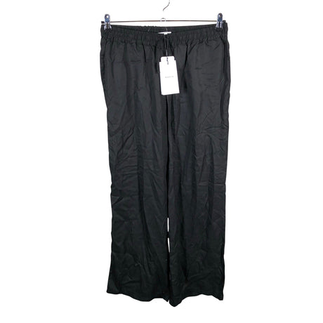 Unisex Makia - Mittevenivad püksid, suurus 38 - Must ()