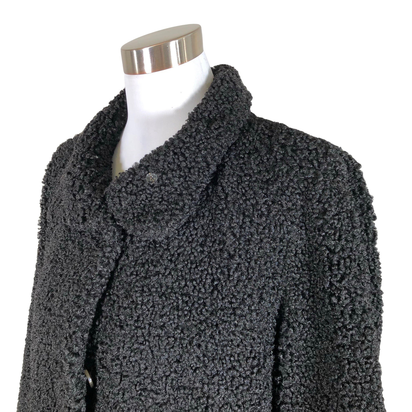 Unisex Saki - Kunstkarusnahast mantel, suurus 40 - Must (3)