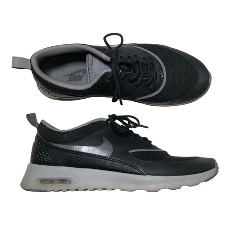 Unisex Nike - Tossud, suurus 41 - Must ()