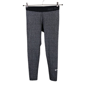 Unisex Nike - Spordiretuusid, suurus 38 - Must (1)