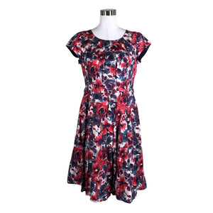 Unisex S.T.I - Mitteveniv kleit, suurus 40 - Punane (1)