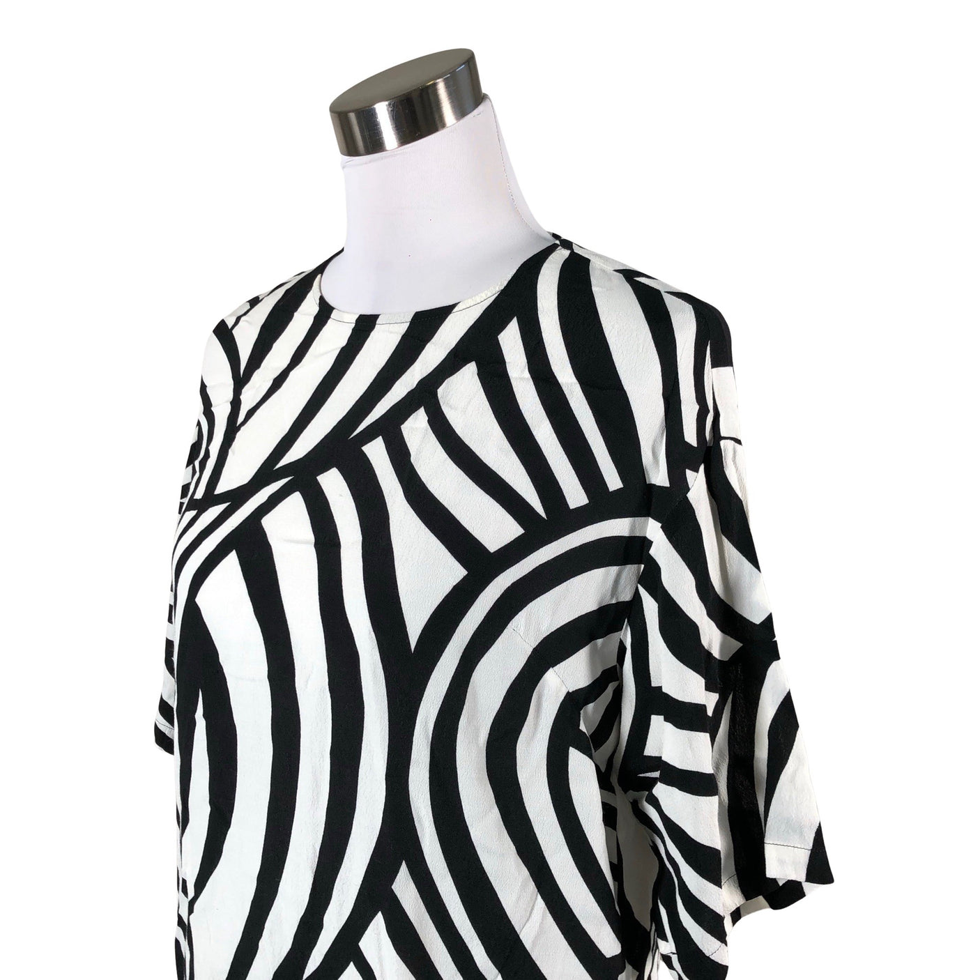 Unisex Marimekko - Mitteveniv kleit, suurus 38 - Must (2)
