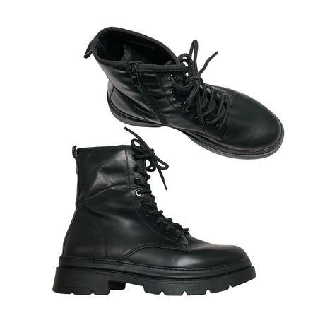 Unisex Tamaris - Poolsaapad, suurus 38 - Must ()