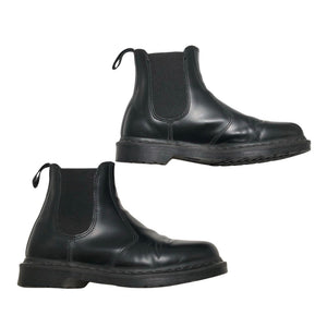 Unisex Dr. Martens - Poolsaapad, suurus 42 - Must (1)