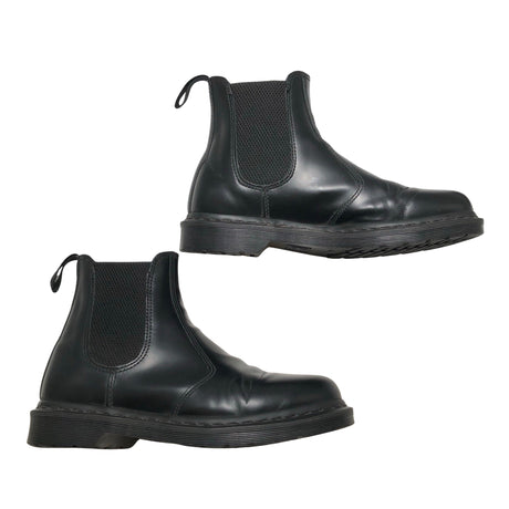 Unisex Dr. Martens - Poolsaapad, suurus 42 - Must ()
