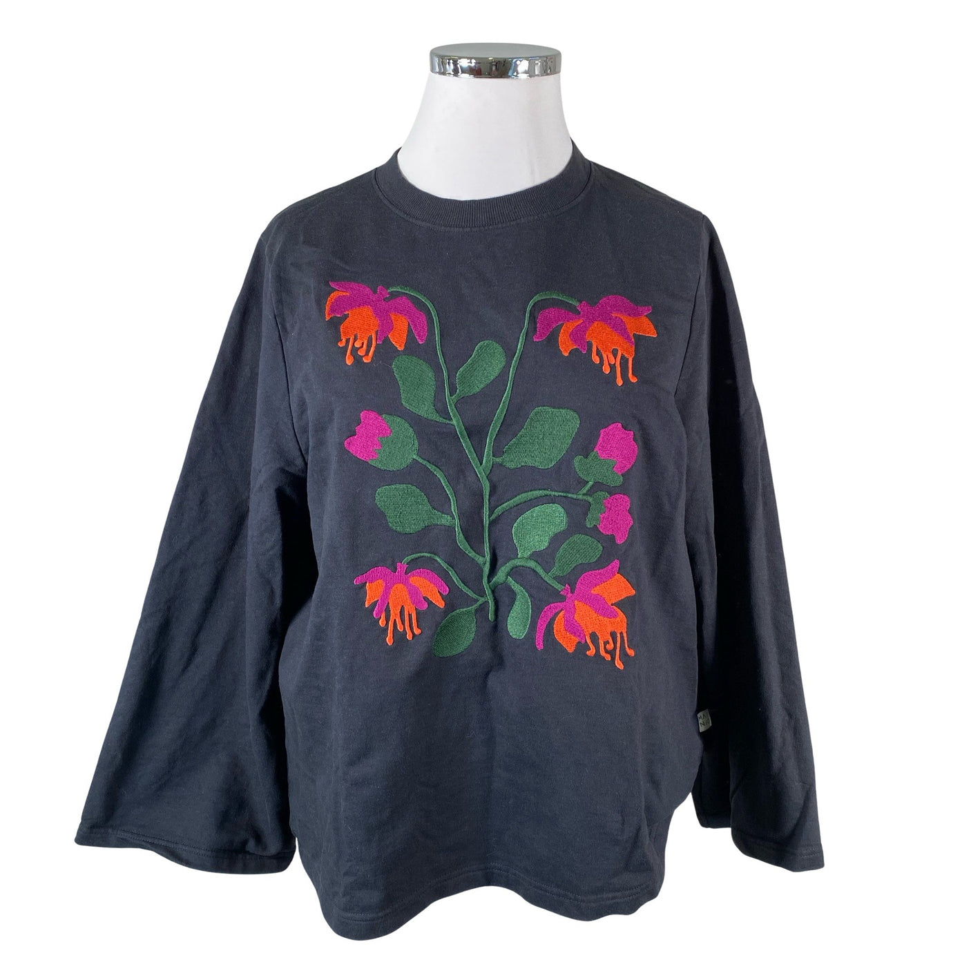 Unisex Mainio - Dressikangast pluus, suurus 42 - Must (1)