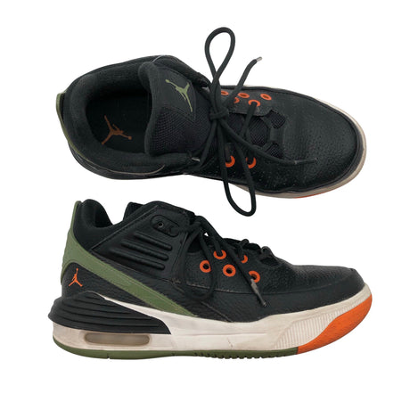 Unisex Jordan (Nike) - Tennised, suurus 36 - Must ()