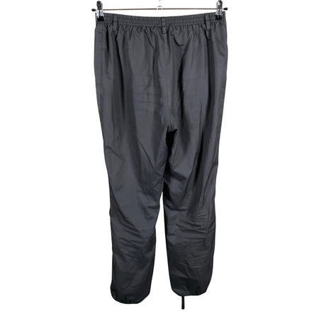 Unisex Umbro - Õuepüksid, suurus 38 - Must (2)