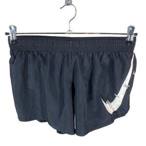Unisex Nike - Lühikesed spordipüksid, suurus 36 - Must (1)