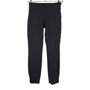 Unisex Lindex - Mittevenivad püksid, suurus 38 - Must (1)