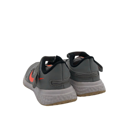 Unisex Nike - Tossud, suurus 31 - Hall (2)