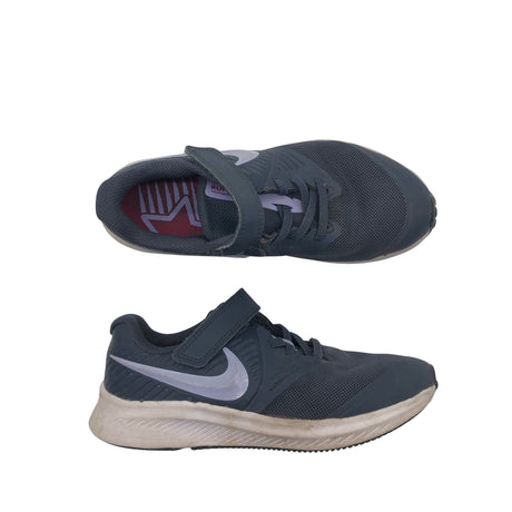 Unisex Nike - Tossud, suurus 32 - Hall ()