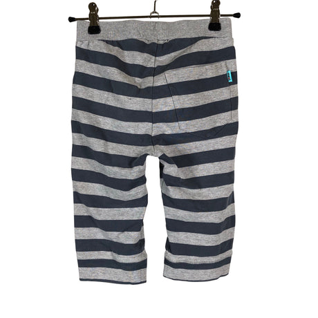 Unisex me&i - Dressikangast poolpikad püksid, suurus 122 - 128 - Hall (2)