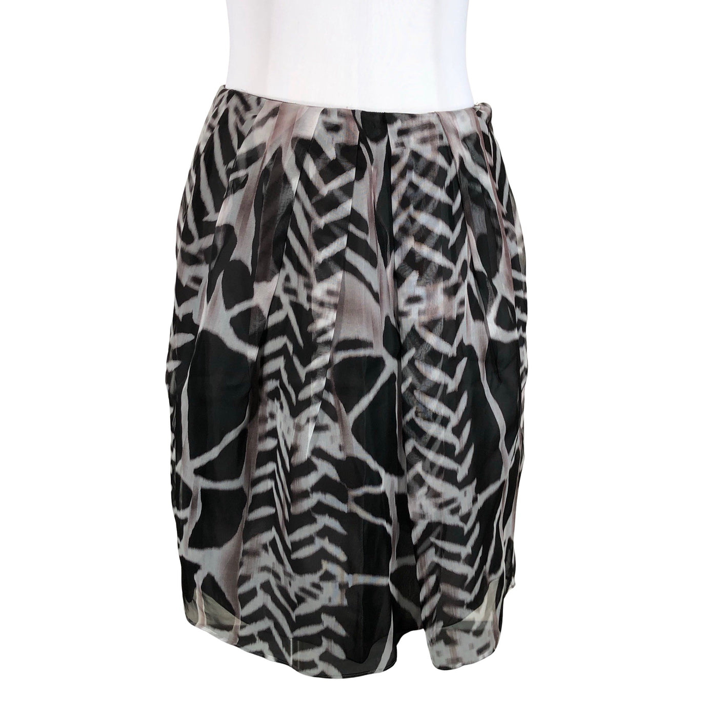 Unisex Hugo Boss - Mitteveniv seelik, suurus 36 - Hall (1)