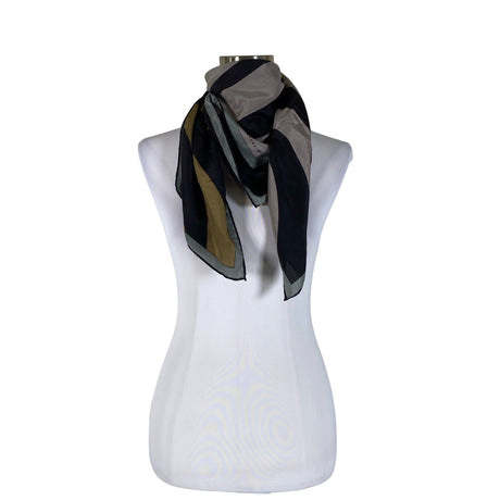 Unisex Marja Kurki - Õhuke sall, suurus Midi - Must ()